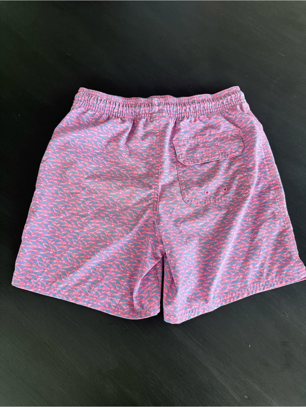 Vineyard Vines boys medium swim trunks